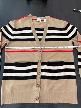Burberry Cardigan Sweater M